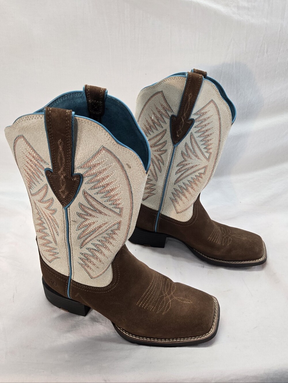 Ariat Women's 9B Round Up Square Toe Round Up Ruidoso Western Boots EUC